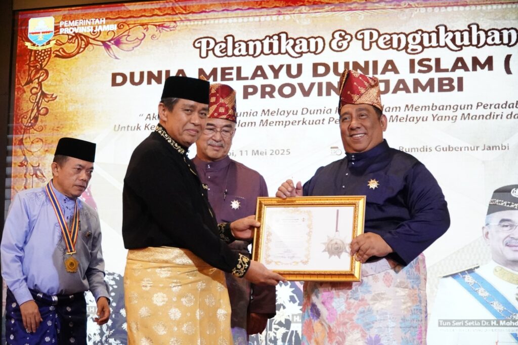 pelantikan dmdi indonesia