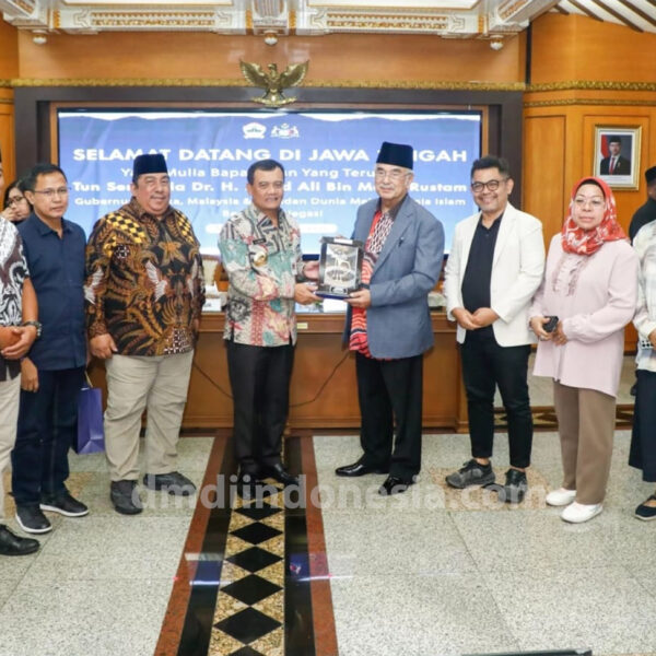 Melaka Incar Investasi di Jateng: Gubernur Ahmad Luthfi Siapkan Kunjungan Balasan September 2025Gubernur Melaka Kunjungi Semarang